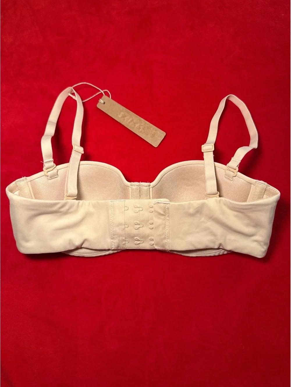 Skims Fits Everybody Strapless Bra Color Sand Size 32A